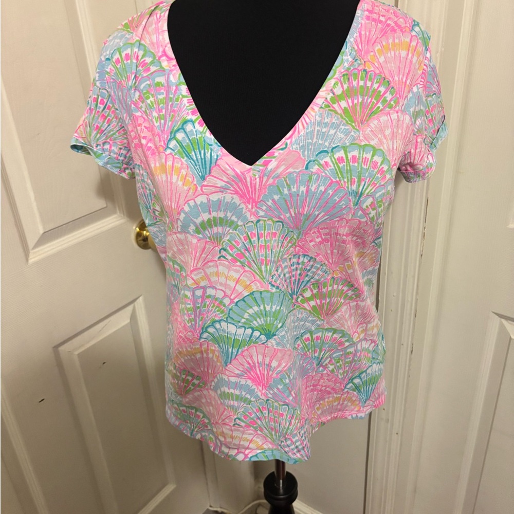 Lilly Pulitzer Pink and Blue Fan Print V-Neck Top